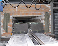 Furnace for foamed glass plates